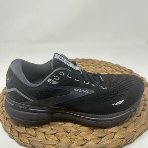 Brooks Black and Gray Athletic Shoes